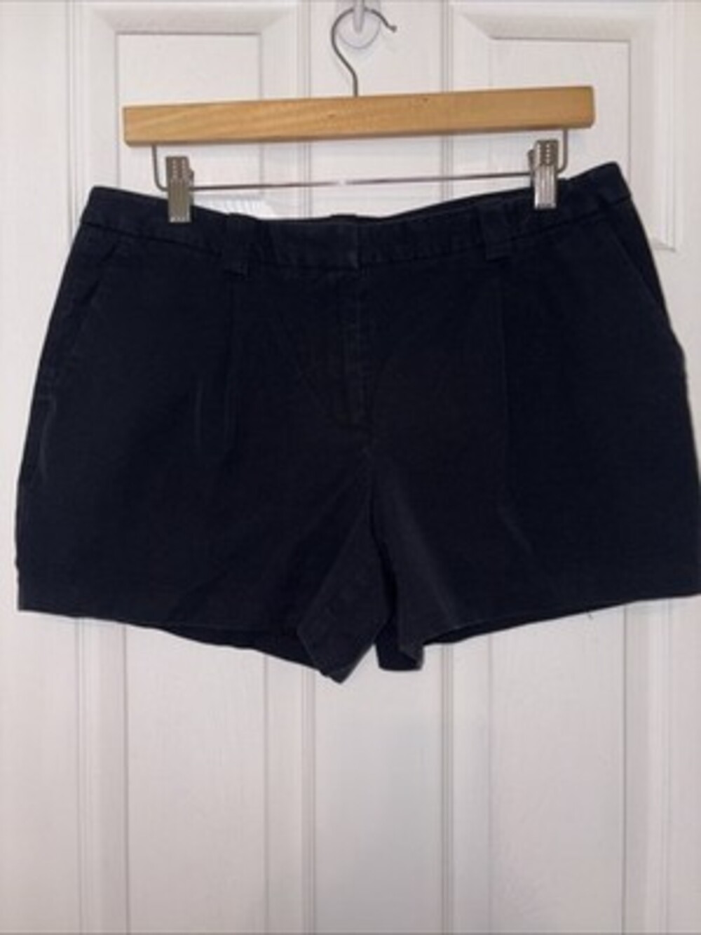 EUC Land’s End Pleaded Women’s Shorts Size 12, Dressy